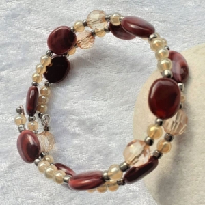 Perlen-Armreifen in rotbraun und bräunlich inkl. Geschenkverpackung, handgearbeitet * Mode-Schmuck