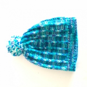 Klassische blaue Bommelmütze, Kopfumfang ca. 34cm 