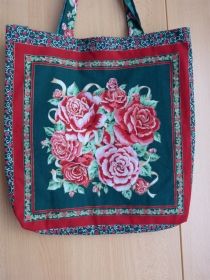 Wendetasche / Einkaufstasche aus Baumwollstoff - rote Rosen 