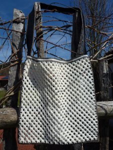 2071.180406.130029_201804tasche3