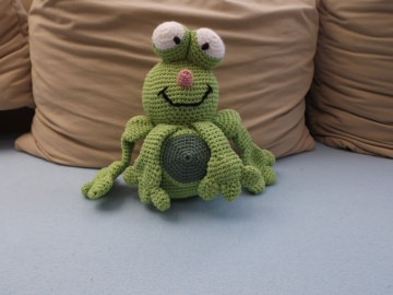 2143.180625.184607_frosch_01