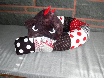 Bettschlange  Gruschelmonster    so schön anschmigsam