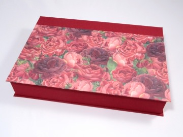 Schachtel mit Klappdeckel Rosen Buchbindehandwerk von Pappelapier