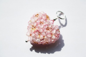 Anhänger *Blütenherz*, lampwork 
