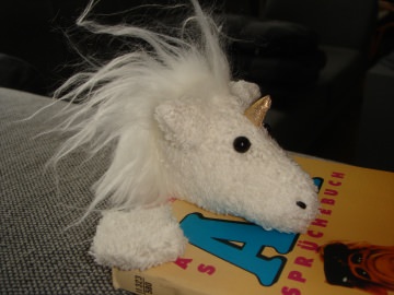 2521.180802.131013_lesezeicheneinhorn