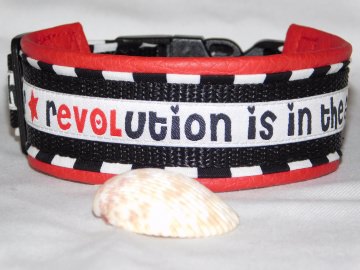 Hundehalsband - Revolution - mit  Lederimitat unterfüttert