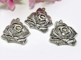 3130.180811.144618_rose1