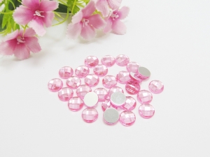 30 Cabochons aus Acryl, 8mm, facettiert, Farbe pink