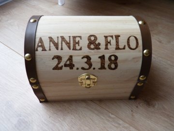 3503.180801.083749_schatzkistealshochzeitsgeschenkgeldgeschenk