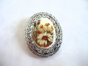 3870.180929.133151_schalclip-silber-rund-wiesenblumen1.1oly