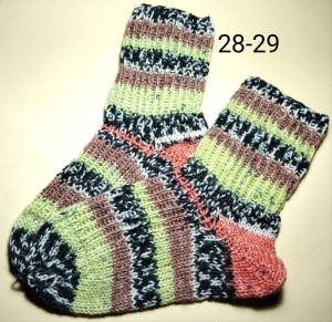 handgestrickte Socken, Größe 28-29 ,   1 Paar grün-braun-schwarz gestreift, Sockenwolle 