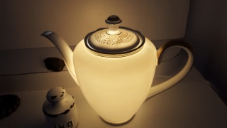 Wunderschöne alte Kaffeekanne als Lampe aus Porzellan♥27