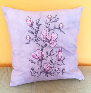 dekorative Kissenhülle in grau, bestickt mit einer Magnolie-Blume 40x40cm 4584.180710.163558_img_20180710_164243