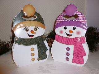 Geschenk-Verpackung - weihnachtlich - In Form eines Schneemanns