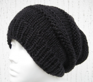 Handgestrickte Long- Beanie schwarz - pflegeleicht - große Größe 
