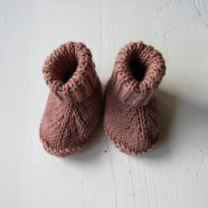 Babyschuhe aus weicher Merino Wolle superwash Booties zimtbienchen kaufen   