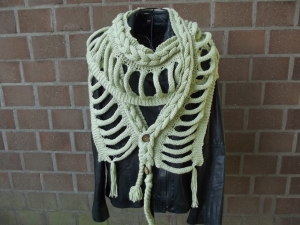 Handgestrickter Schmuckschal / Ganzjahresschal * Der Vielfälltige* in lindgrün mit Seidenanteil 5256.180822.113737_schmuckschal006