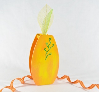 5369.180812.0043534_vase_mit_glas2