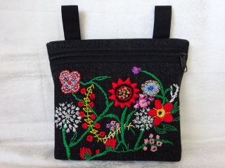Gürteltasche (handbestickt) jeans/schwarz extra groß 5610.180816.102946_dsc01404palugrtelgestickt