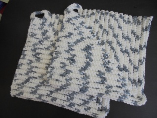 2er Set extra dicke Topflappen aus Baumwolle-hat nicht jeder-Baumwolle-Geschenk-Weihnachten-Kochen-Küche-Backen-Handgemacht-gehäkelt-Handgehäkelt