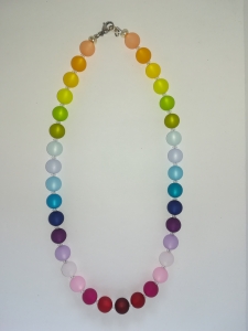 Liebevoll ♥ gefädelte Kette mit bunten Polarisperlen und Swarovski Kristallen ♥ Regenbogen
