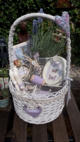 ♥ Lavendel  Weidekorb mit Dekoration♥