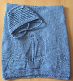 UNIKAT handgestrickte Babydecke/ Kuscheldecke + Strickmütze zum Binden 7472.190214.133406_340fdcf0-2600-4e33-8d18-13b16abe7411