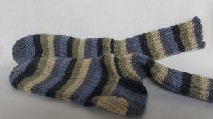 handgestrickte warme Socken in Gr. 36/37, grün/grau gestreift kaufen