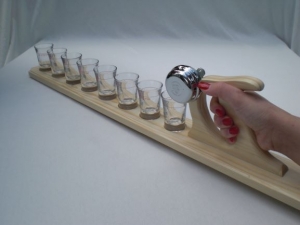 Schnapsmeter mit Klingel  in Handarbeit aus Holz hergestellt, mit 8 Schnapsgläsern, Partyspaß 