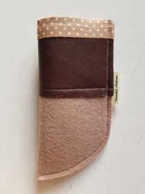 7824.190214.113723_brillenhlle_leder_beige